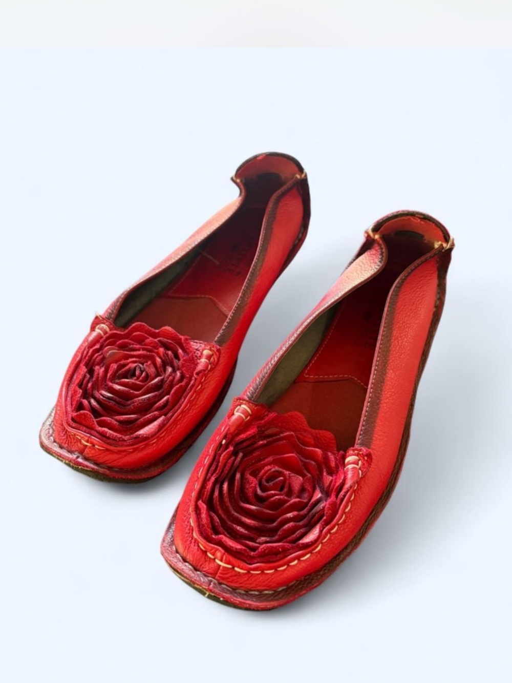 L'Artiste by Spring Step Red Leather Rose Moccasin Flats